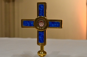 Carlo Acutis Reliquienkreuz